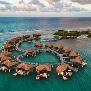 Sandals Royal Caribbean & Private Island - Couples Only Semesteranläggning (resort)