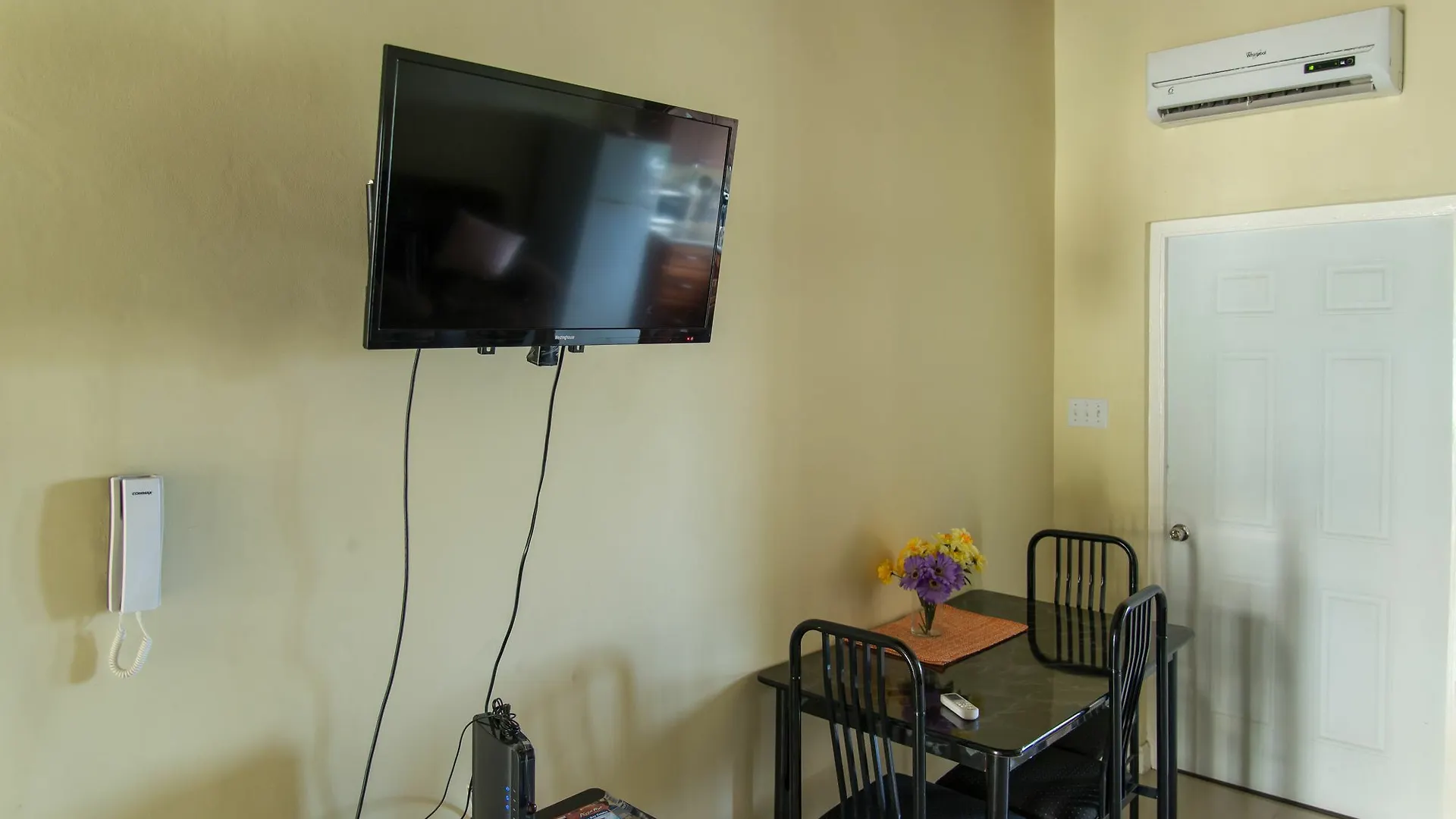 Monimo Ridge Suites Montego Bay
