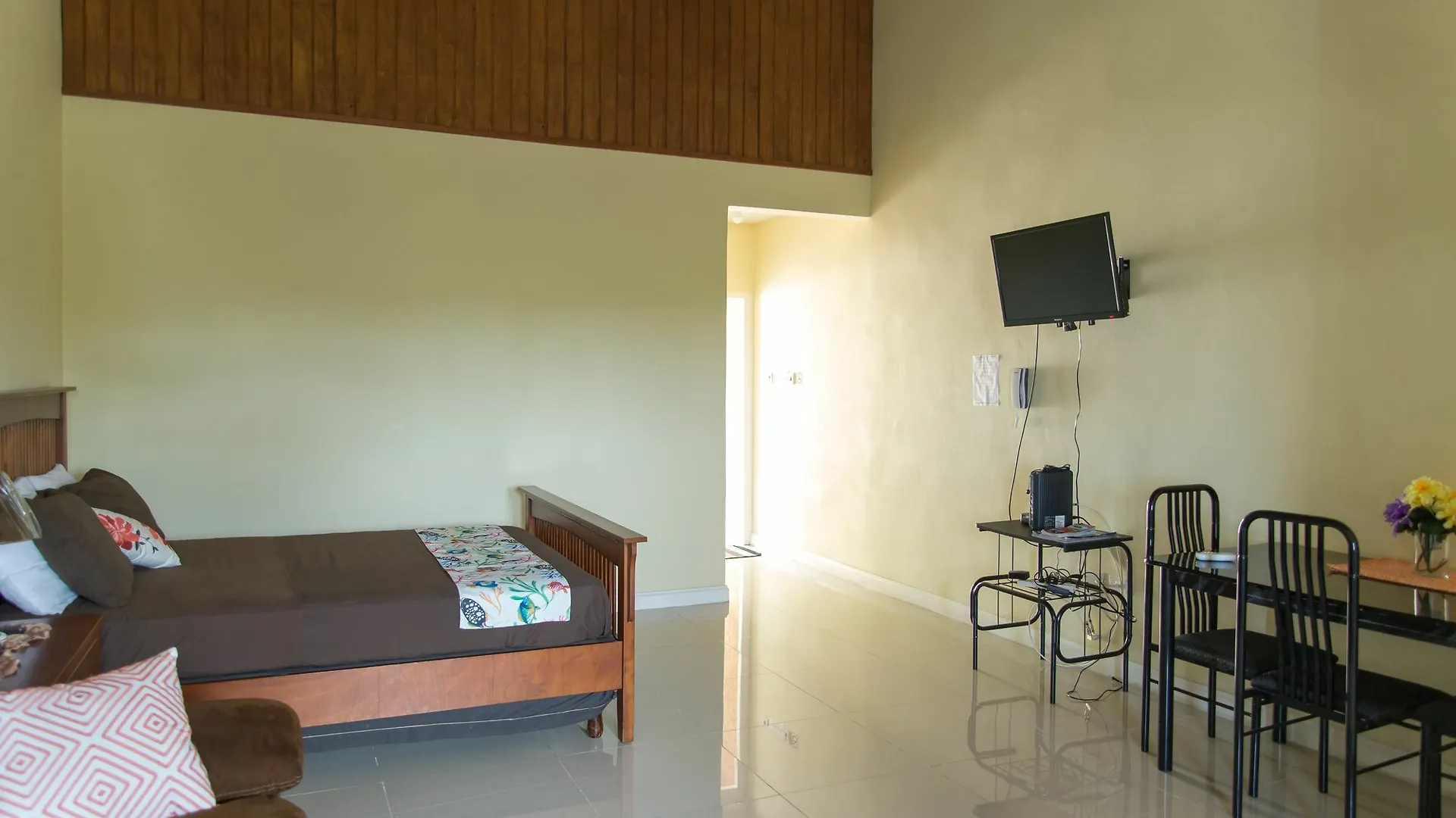Monimo Ridge Suites Montego Bay 0*,