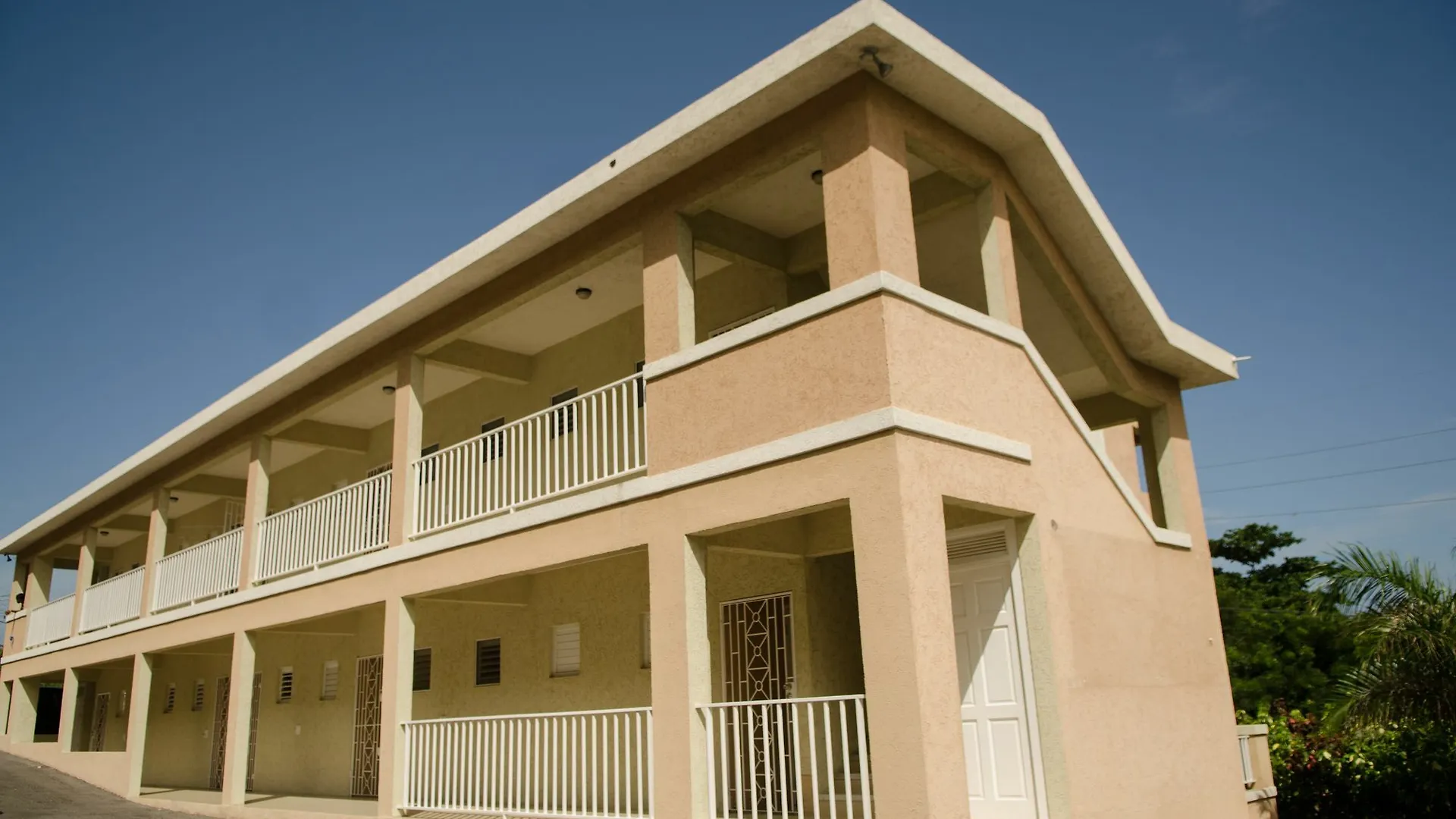Monimo Ridge Suites Montego Bay Jamaica